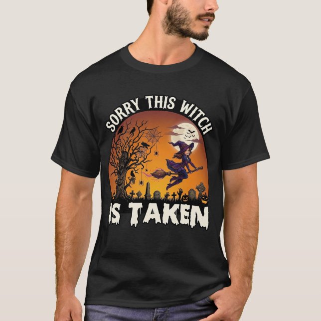Hexe wird Besen Baum Friedhof Halloween_1 T-Shirt (Vorderseite)