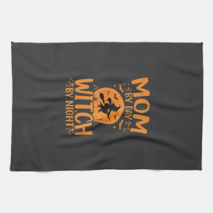 Hexen-Mama Halloween-Design Geschirrtuch