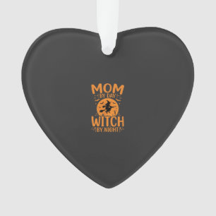 Hexen-Mama Halloween-Design Ornament