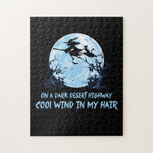 Hexenfahren bricht auf dunklen Wüstenwegen Puzzle