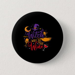 Hexenmeister zum WeinHalloween-Trinken für Wicca Button