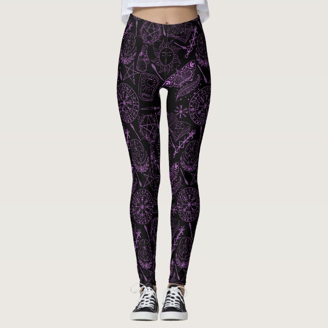 Hexerei Muster 2506.Lila. Black BG Leggings (Vorderseite)