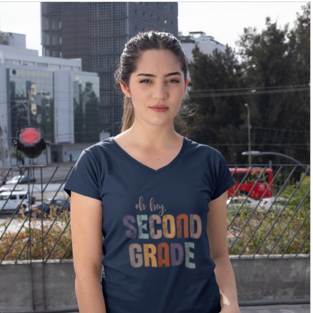 Hey, zweiter Grade zurück zum Schuldesign T-Shirt (Von Creator hochgeladen)