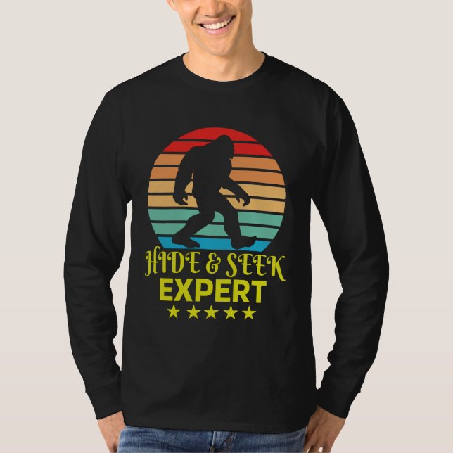 Hide and Seek Experte Bigfoot Funny T-Shirt (Vorderseite)