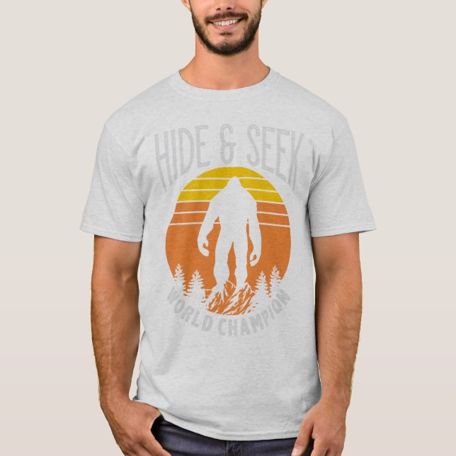 Hide and Seek World Champion Bigfoot T-Shirt (Vorderseite)