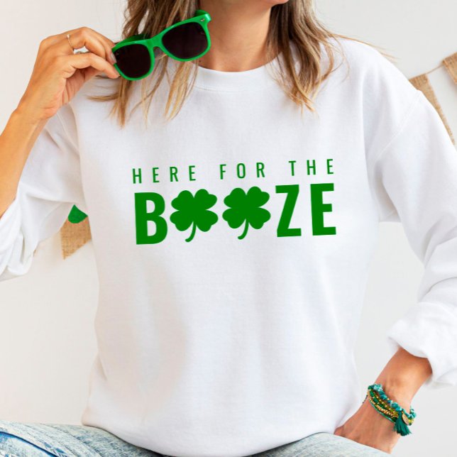 Hier für das Booze St. Patrick's Day Sweatshirt (Von Creator hochgeladen)