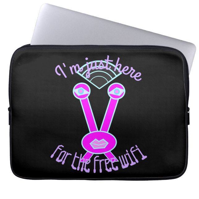 Hier für Wifi Pink Space Alien Laptop Sleeve (Vorderseite)
