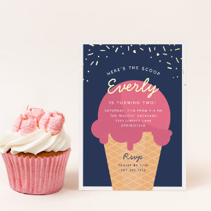 Hier ist die Scoop Ice Cream Cone Kid Birthday Par Folieneinladung