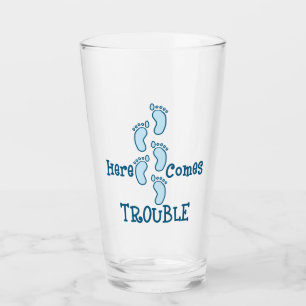 Hier kommt Ärger Glas