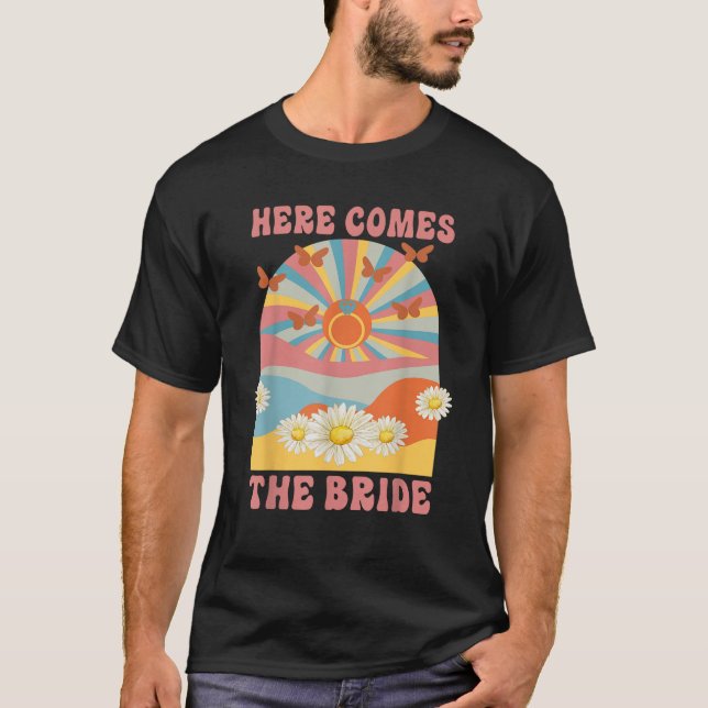 Hier kommt der 70er Hippie Retro Bachelorette T-Shirt (Vorderseite)