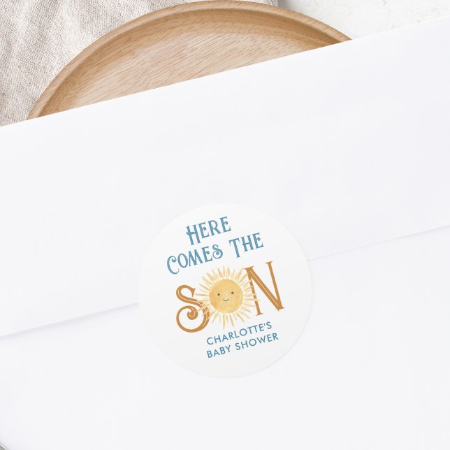 Hier kommt die Son Baby Dusche Runder Aufkleber (Von Creator hochgeladen)