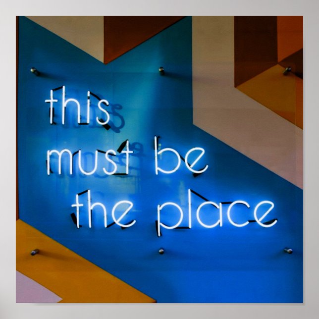 Hier muss NEON Sign Funny sein Poster (Vorne)