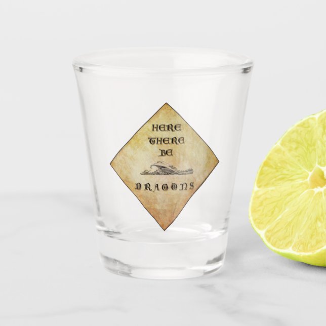 Hier sind Drachen Schnapsglas (Vorderseite)