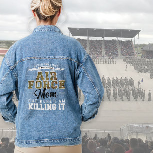 Hier töte ich es Funny Air Force Mama Geschenk USA Jeansjacke