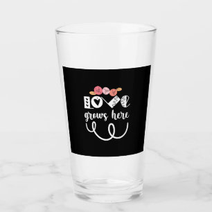 Hier wächst die Liebe von Couple-Geschenken Glas