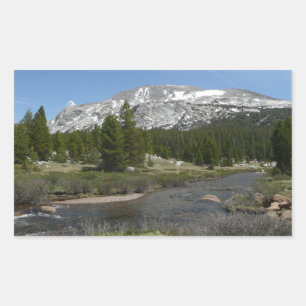 High Country Mountain Stream II in Yosemite Rechteckiger Aufkleber
