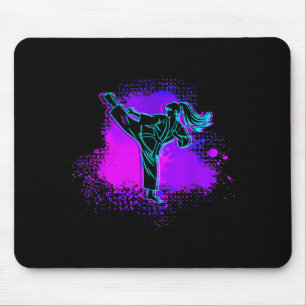 High Kick Taekwondo Kampfsport Mädchen Frauen Mousepad