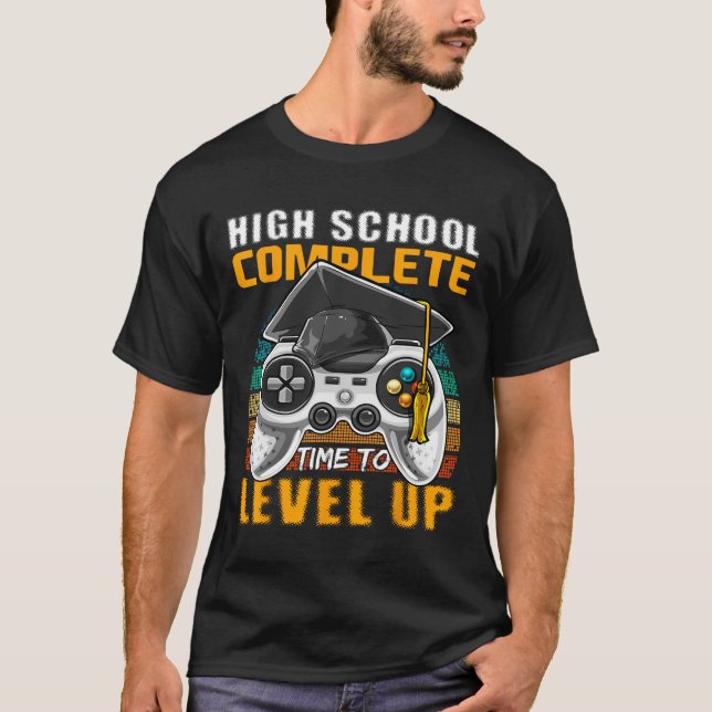 High School Complete Video Game Senior Abschluss T-Shirt (Vorderseite)