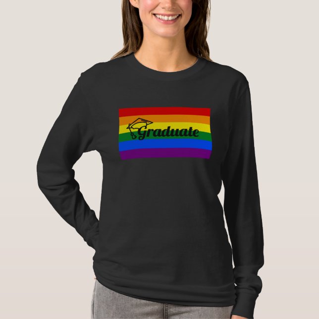 High School Graduate College Gay Pride Flag T-Shirt (Vorderseite)
