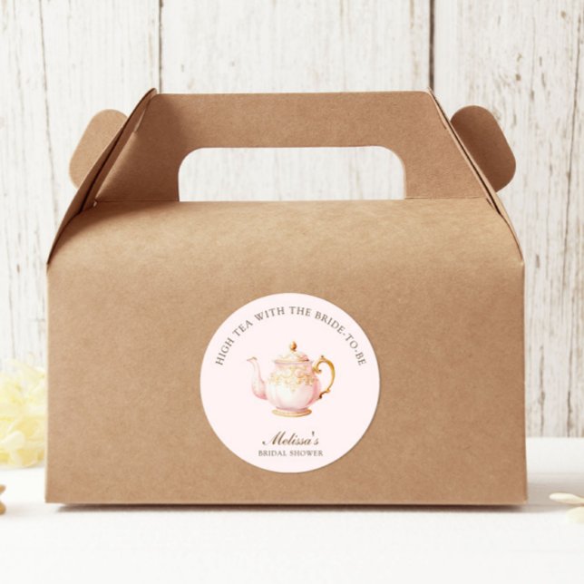 High Tea Pastel Rosa Goldene Hochzeitstorte-Einlad Runder Aufkleber (Von Creator hochgeladen)