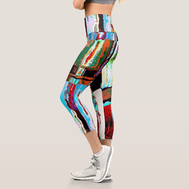 High Waisted Yoga Capris – Reflection Abstract (Links)
