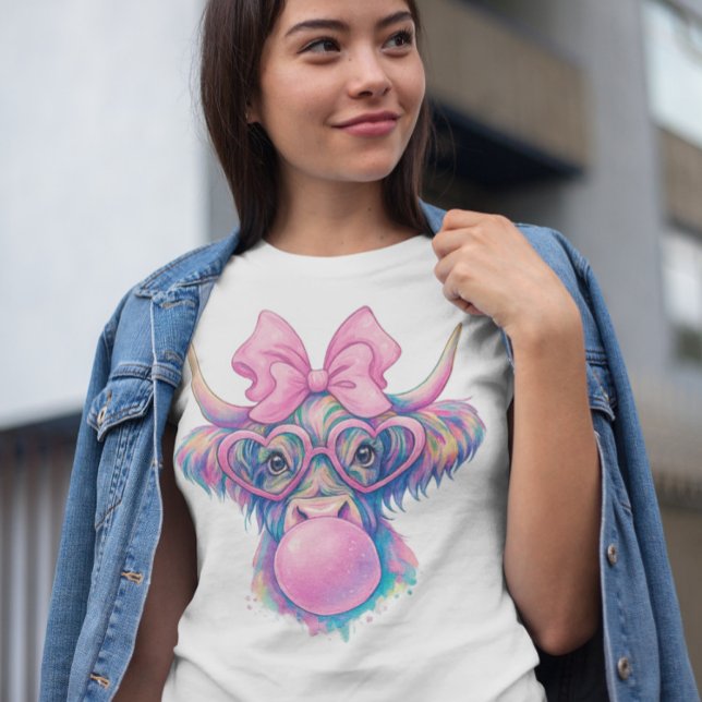 Highland Cow Bubblegum Coquette Holographic Sublim T-Shirt (Von Creator hochgeladen)