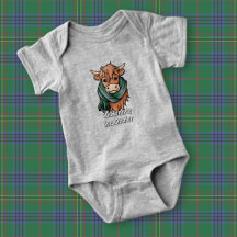 Highland Cow mit Kennedy Tartan Scarf