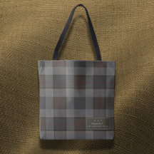 Highlands Dispatch: Personalisierter Tartan-Feldta