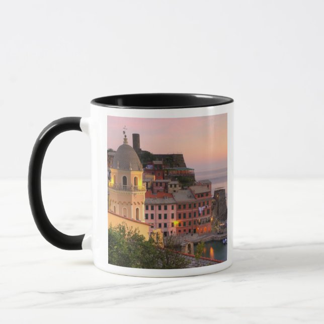 Hillside Stadt Vernazza im Abend, Cinque Tasse (Links)