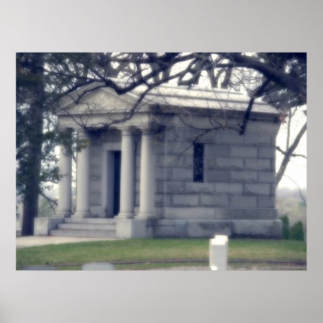 Hilltop Mausoleum Poster (Vorne)