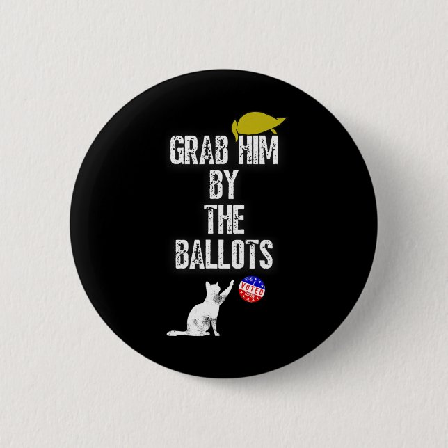 Him by the Polls Kamala Harris 47 47. Präsident U Button (Vorderseite)