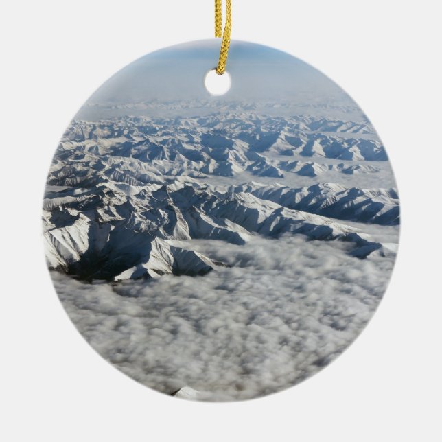 Himalaya-Berge unter Wolken - Tibet Keramik Ornament (Vorne)