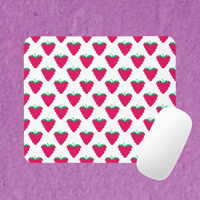 Himbeer Pink Berry Frucht Mousepad (A mouse pad with a pattern of pink raspberries.)