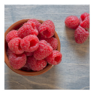 Himbeeren, frisch in einer Schüssel Poster