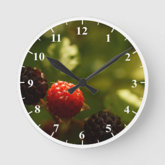 Himbeeren Runde Mittelsäulen Wanduhr