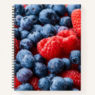 Himbeeren und Blaubeeren Notizbuch