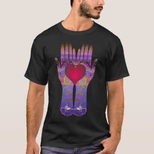 Himmel übergibt ein mit Seiten versehenes Shirt