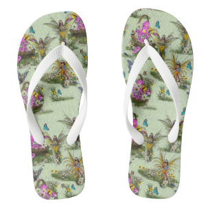 Himmelblau bewölkt und Flamingos Wiederholungsdruc Flip Flops