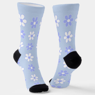Himmelblaues und weißes Blumenmuster auf Hellblau Socken
