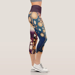 Himmelsfluid-Marmor in Mitternachtsgold Capri Leggings