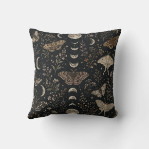 Himmelsmond-Motte Witchy Gothic Botanische Natur Kissen
