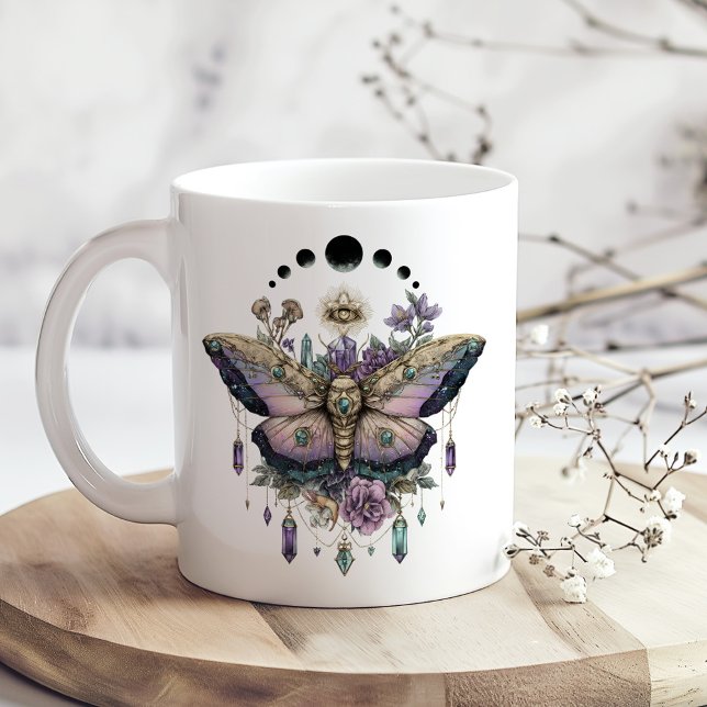 Himmelsmondphasen-Motte  Jumbo-Tasse (Celestial Moth Moon Phases Giant Coffee Mug on a boho kitchen table with tiny white flowers.)