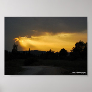 Himmlische Sonnenstrahlen in der Himmelslandschaft Poster