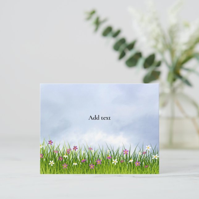 Himmlische Wolken, Wiese mit Blume, Postkarte (Stehend Vorderseite)
