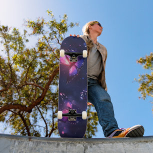 Himmlischer Nachtfaltergarten Skateboard