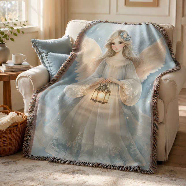 Himmlischer Winterengel Laterne der Gnade Decke (Celestial Winter Angel Lantern of Grace Throw Blanket)
