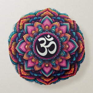 Hindu Om Symbol in einem farbigen Mandala-Design Rundes Kissen