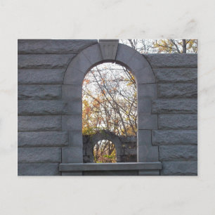 Hindurchblickend Postkarte