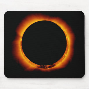 Hinode beobachtet eine jährliche Sonnenfinsternis Mousepad