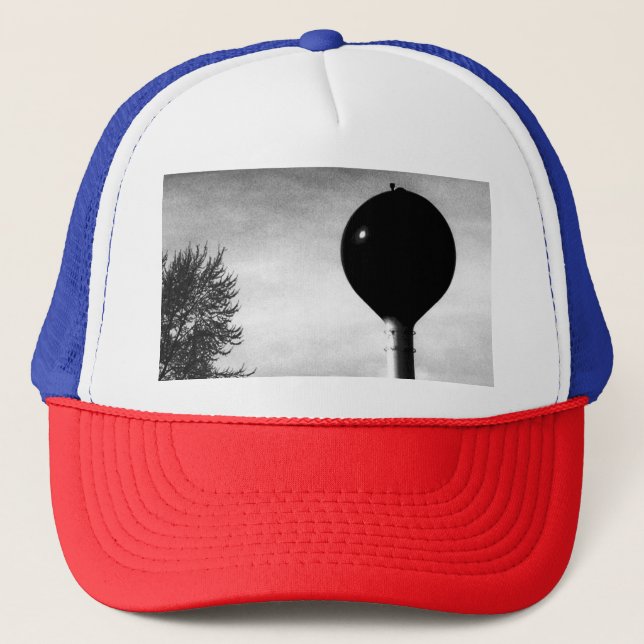 HINTER DEM 8-BALL-HAT TRUCKERKAPPE (Vorderseite)